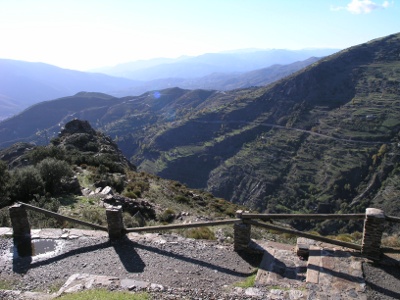 Wanderweg in der Sierra Nevada
